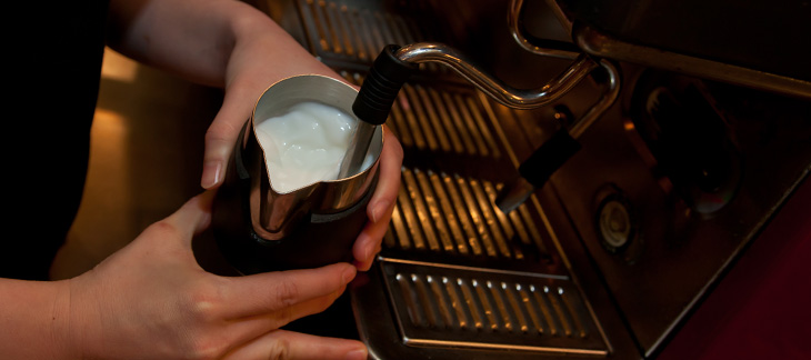 Caffe Lucaは今後も未来へと挑戦を続けてまいります